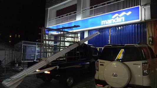 pengiriman partisi aluminium cv multikarya
